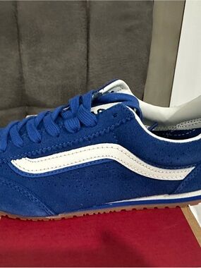 Vans Blue and White Classic Low-Top Sneaker